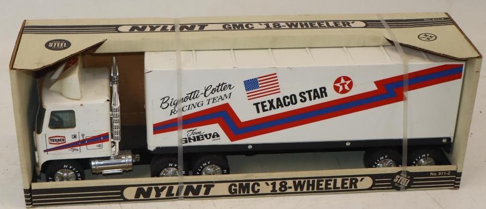 Nylint Texaco Star Racing 18 Wheeler In Original Box: 22x6x8