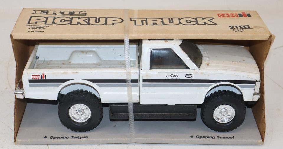Nylint IH Case Pick Up Truck In Original Box: 5x13x5.5