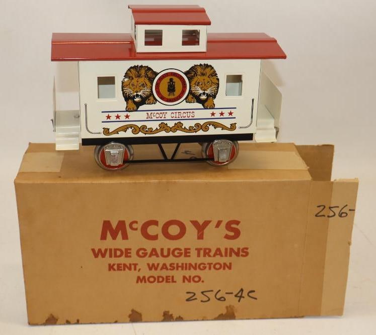 McCoy Standard Gauge McCoy Circus Caboose In Original Box (1 of 4)