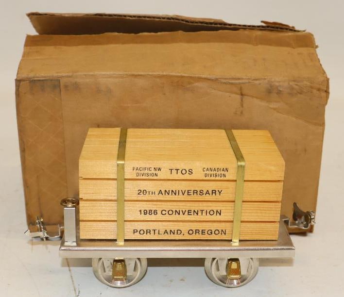 Richart Standard Gauge 1986 TTOS Lumber Flatcar In Original Box: 9" x 5.5" x 5.5"