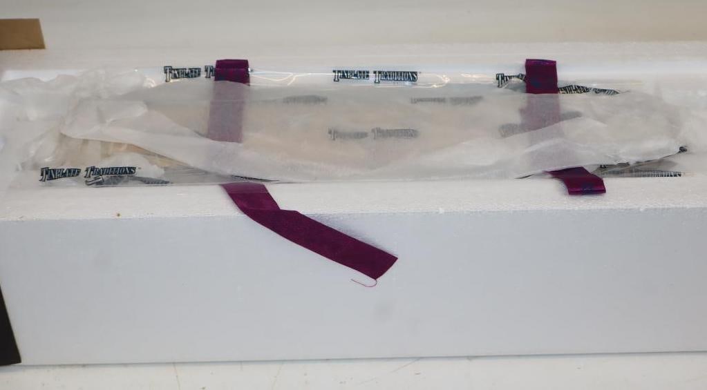 Tinplate Traditions Legionnaire Electric Locomotive in Original Box (1 of 4)
