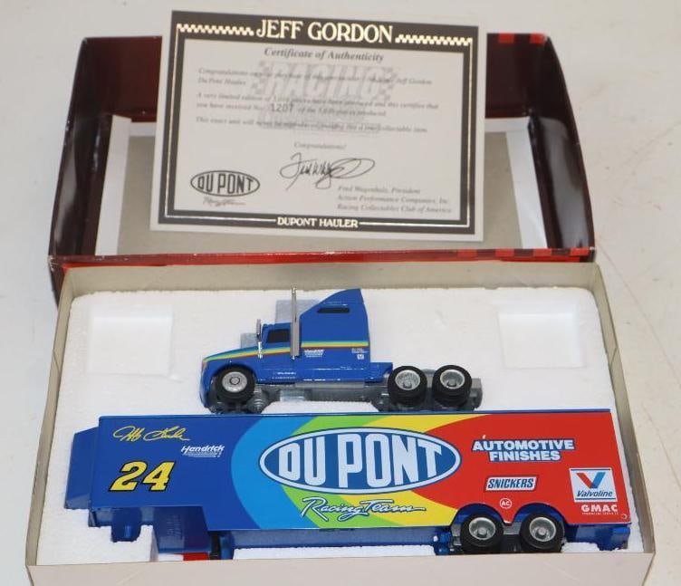 1994 Racing Collectibles Jeff Gordon Racing Transporter in Original Box (1 of 6)