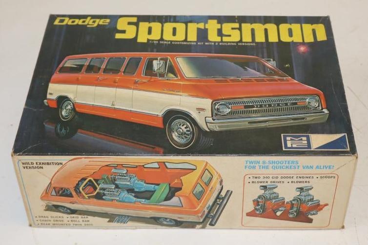 MPC Sportsman Van 1/25 Scale Semi-Assembled Model In Original Box: 11" x 7.5" x 3.5"