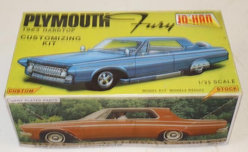 63 Jo-Han Hardtop Plymouth Fury 1/25 Assembled Scale Model In Original Box: 9" x 6" x 3.5"