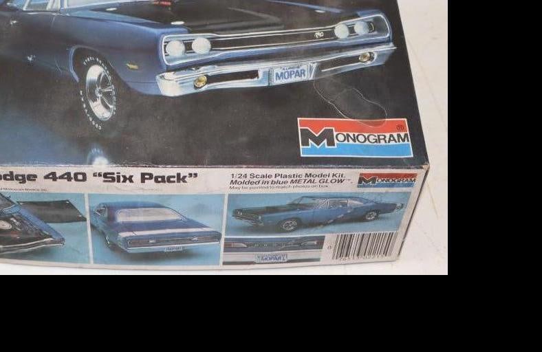 Monogram '69 Dodge 440 "Six Pack" 1/24 Scale Model In Original Box: 9" x 6" x 3.5"