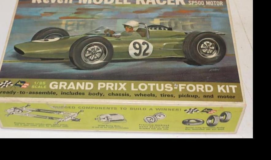 Revell Grand Prix Lotus-Ford Kit 1/25 Racing Model In Original Box: 9.5" x 6" x 2"