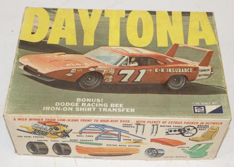 MPC Dodge Charger Daytona 125 Scale Original Box (1 of 2)