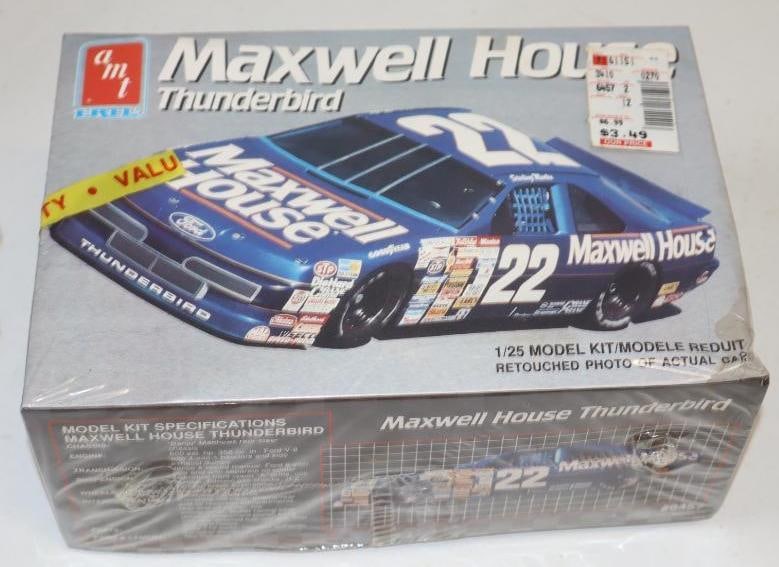NOS AMT Maxwell House Thunderbird Nascar 1/25 Scale Model In Original Box: 9" x 6" x 4"