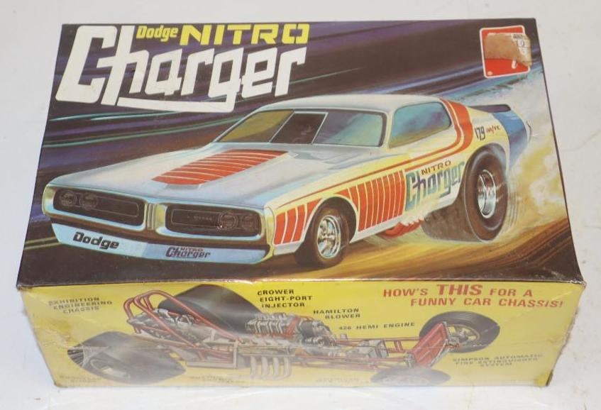 NOS AMT Dodge Nitro Charger Funny Car 1/25 Scale Model In Original Box: 9" x 6" x 4"