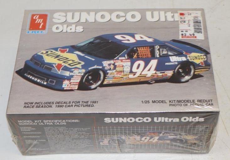 NOS AMT Sunoco Ultra Olds Nascar 1/25 Scale Model In Original Box: 9" x 6" x 4"