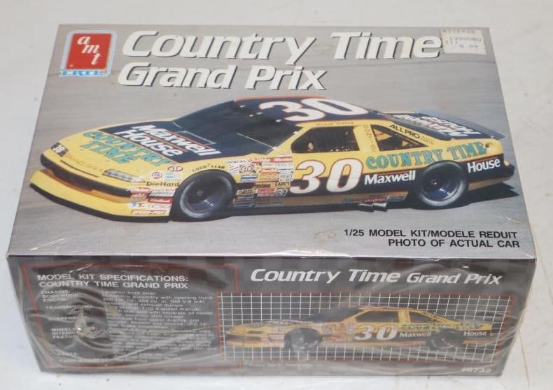 NOS AMT Country Time Grand Prix Nascar 1/25 Scale Model In Original Box (1 of 2)
