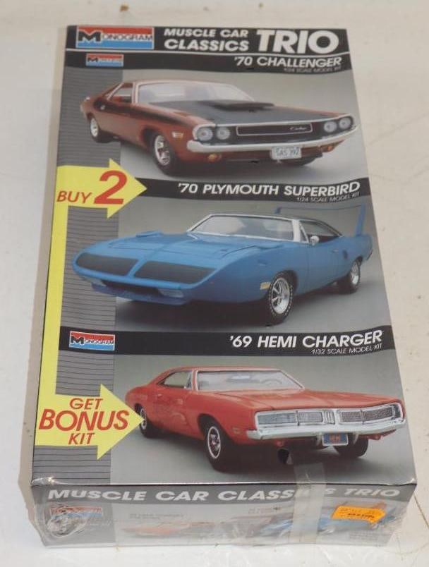 NOS Monogram Muscle Car Trio '70 Challenger Plymouth Superbird & '69 Hemi Charger In Original Box: 9.5" x 17" x 4"
