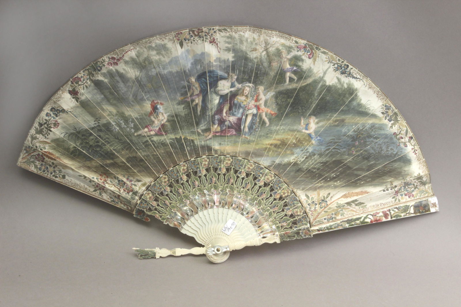 An 18th century European hand fan (1 of 1)