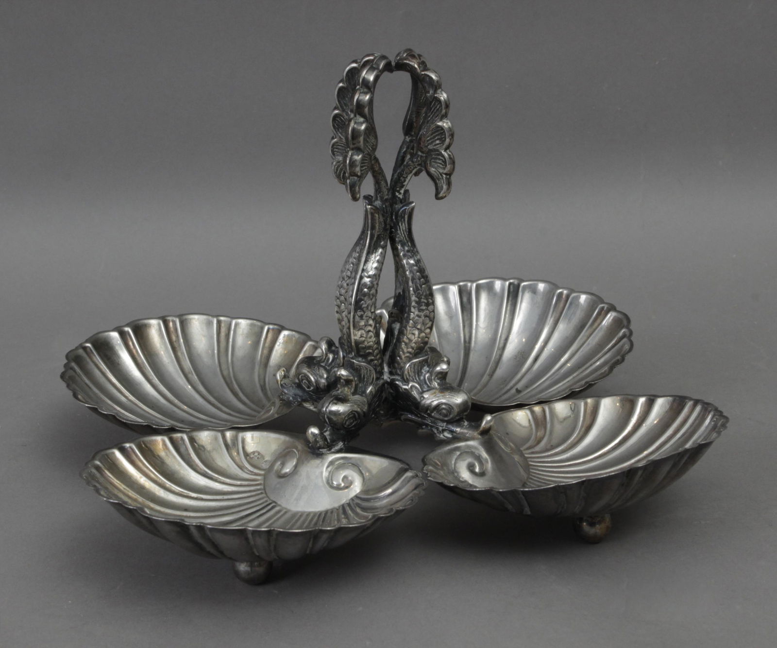 A 19th century Isabelino silver spice rack (1 of 1)