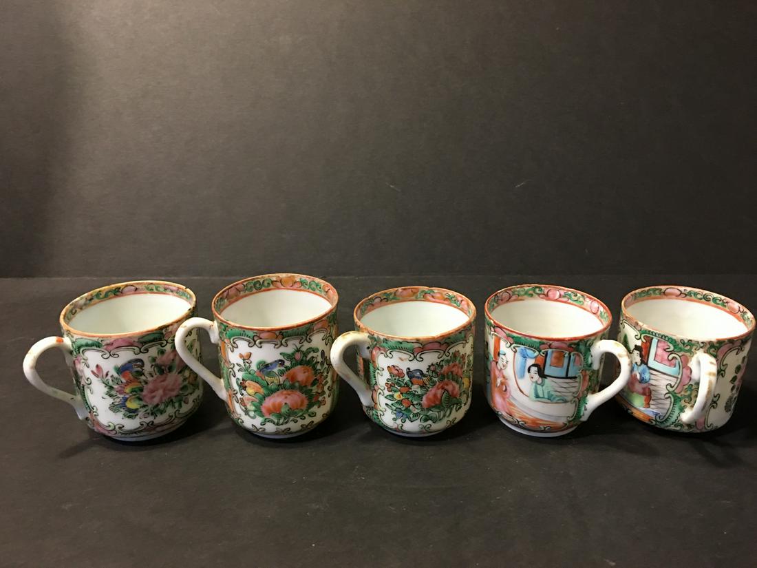 Old Chinese Rose Medallioin Tea cups, 19th Century: Old Chinese Rose Medallioin Tea cups, 19th Century. Largest 2 3/8" H x 3" wide