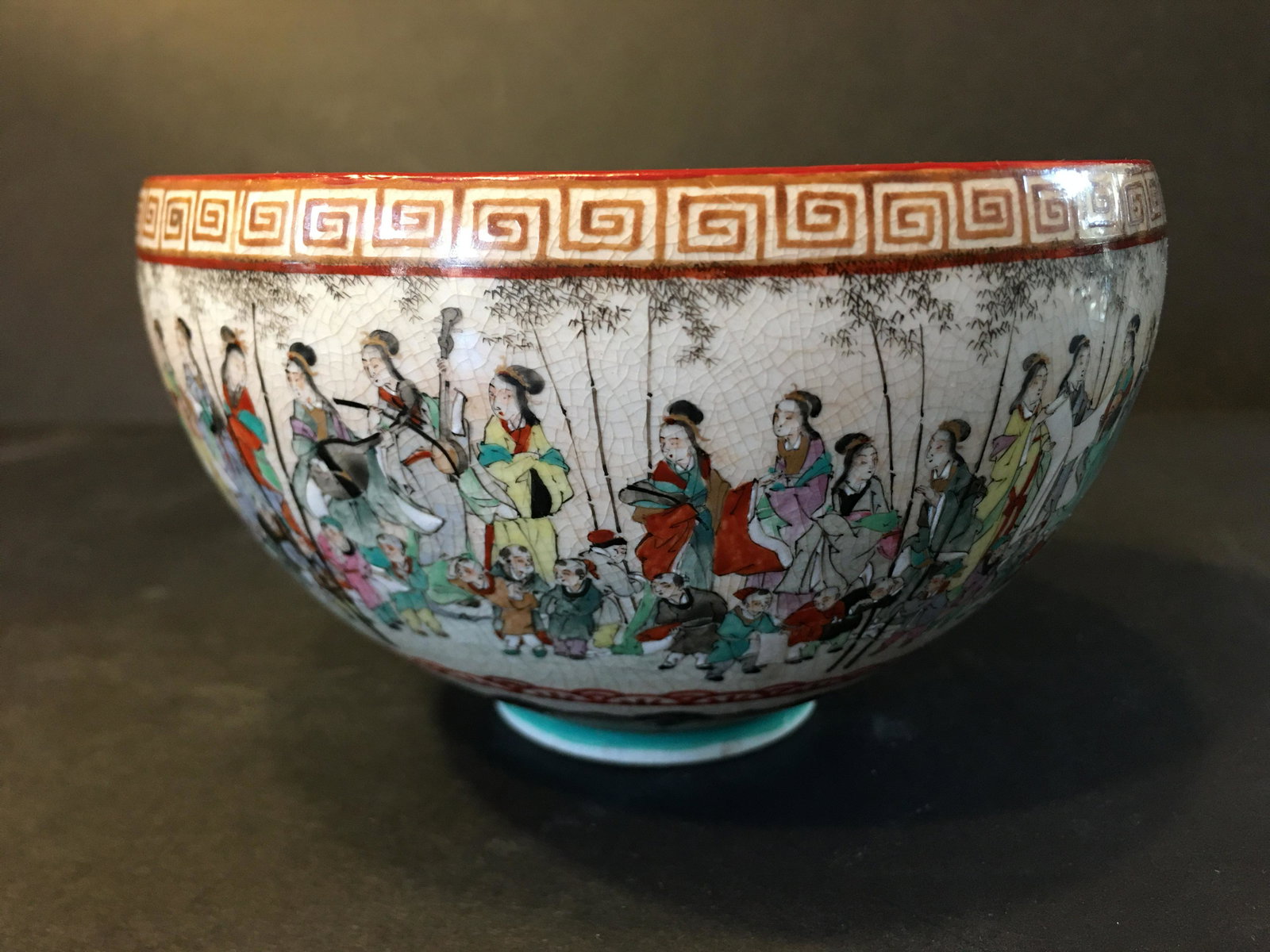 Antique Japanese Satsuma Bowl with Figurines, Meiji period. Marked: Antique Japanese Satsuma Bowl with Figurines, Meiji period. Marked. overall 3" high, 5" diameter wide on top
