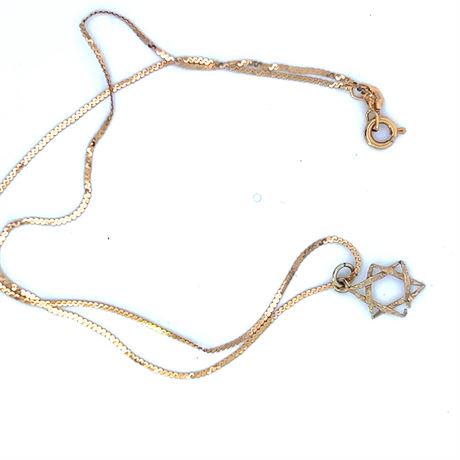 Estate 14kt Yellow Gold Chain with Star of David Pendant 15" 2g: Estate 14kt Yellow Gold Chain with Star of David Pendant 15" 2g Estimate: $150
