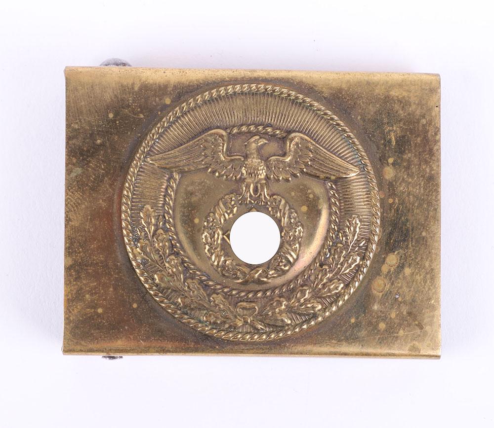 Third Reich SA (Sturmabteilung) Troopers Belt Buckle: Third Reich SA (Sturmabteilung) Troopers Belt Buckle, all brass rectangular belt buckle with NSDAP style eagle and swastika to the centre. Complete with fitting to the reverse.