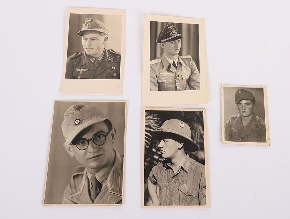 4 HEER PHOT0 POSTCARDS OF MEN IN TROPICAL UNIFORMS: 4 HEER PHOT0 POSTCARDS OF MEN IN TROPICAL UNIFORMS & 1 3 ?? X 2 ?? PHOTO OF A MAN IN TROPICAL UNIFORM, VG. ? VG++
