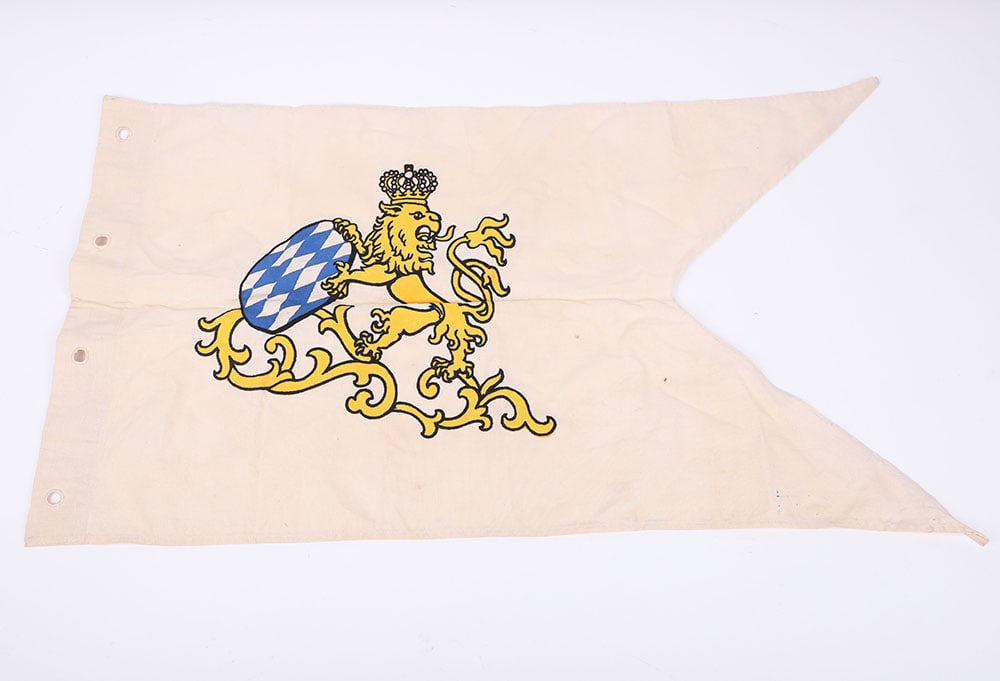 GERMAN WWl or 1920s PENNANT FOR A LANCE, BAVARIAN COAT-OF-ARMS: GERMAN WWl or 1920s PENNANT FOR A LANCE, BAVARIAN COAT-OF-ARMS, a printed linin & is double-sided, 15? x 25? a swallow tail shape, w/ 3 attachment holes, VG++