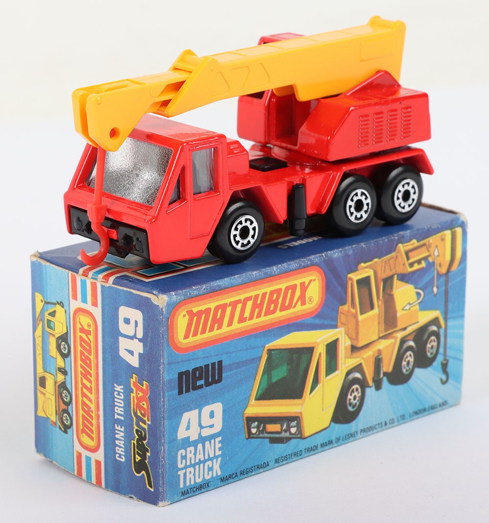 Matchbox Lesney Superfast MB-49 Crane Truck with RED body (1 of 5)