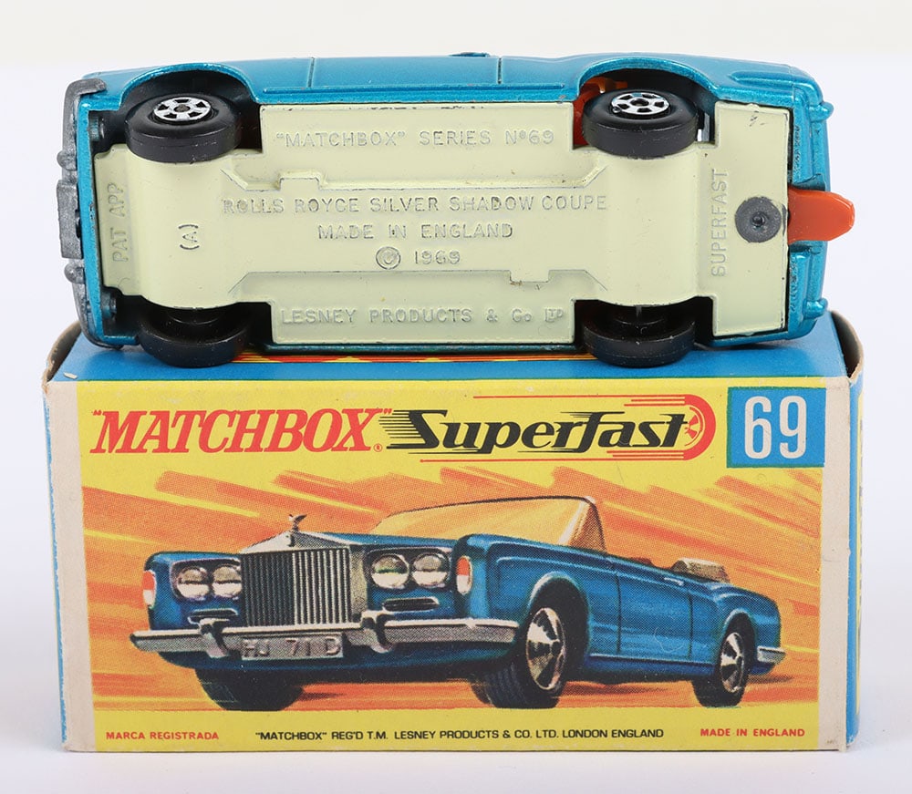 Matchbox Lesney Superfast MB-69 Rolls Royce Silver Shadow with LIGHT YELLOW/CREAM base (1 of 5)
