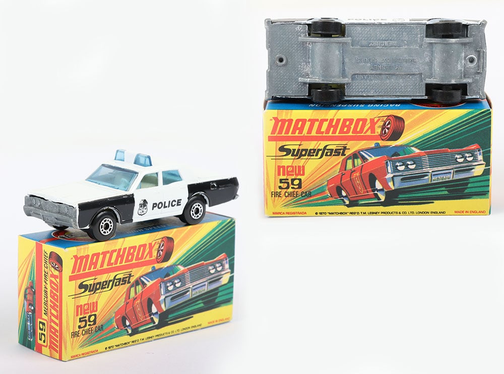 Matchbox Lesney Superfast MB-59 Fire Chief Car with rarer WHITE body and unpainted MERCURY base (1 of 8)
