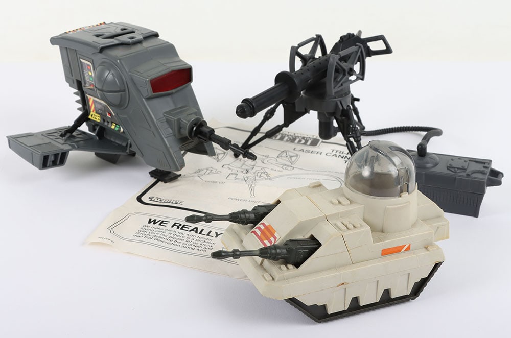 Vintage Kenner Star Wars Accessories (1 of 2)