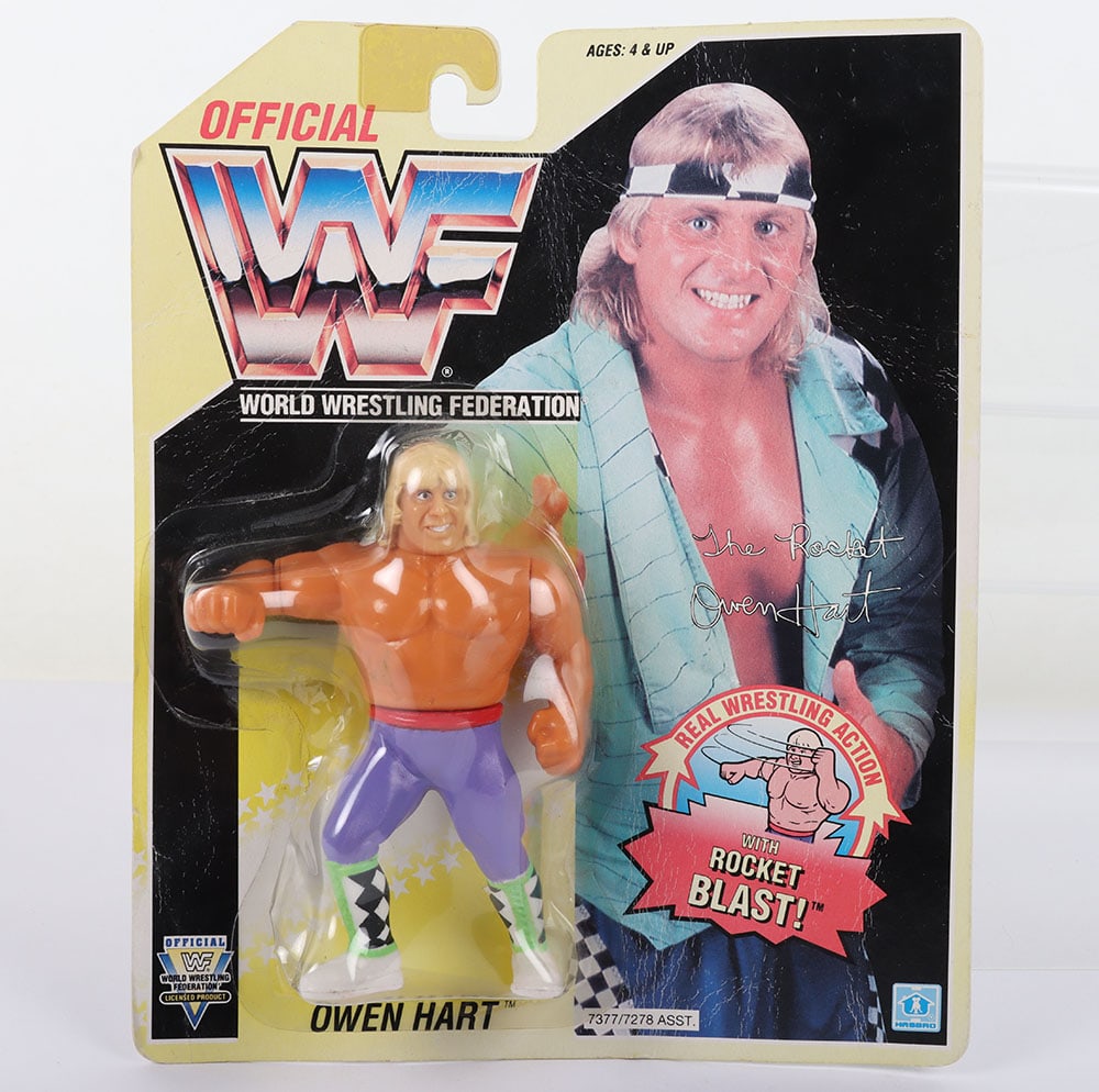 Owen Hart series 7 WWF Wrestling figure by Hasbro: Owen Hart series 7 WWF Wrestling figure by Hasbro. Fully Sealed, very slight dent to bubble, card has some veining.