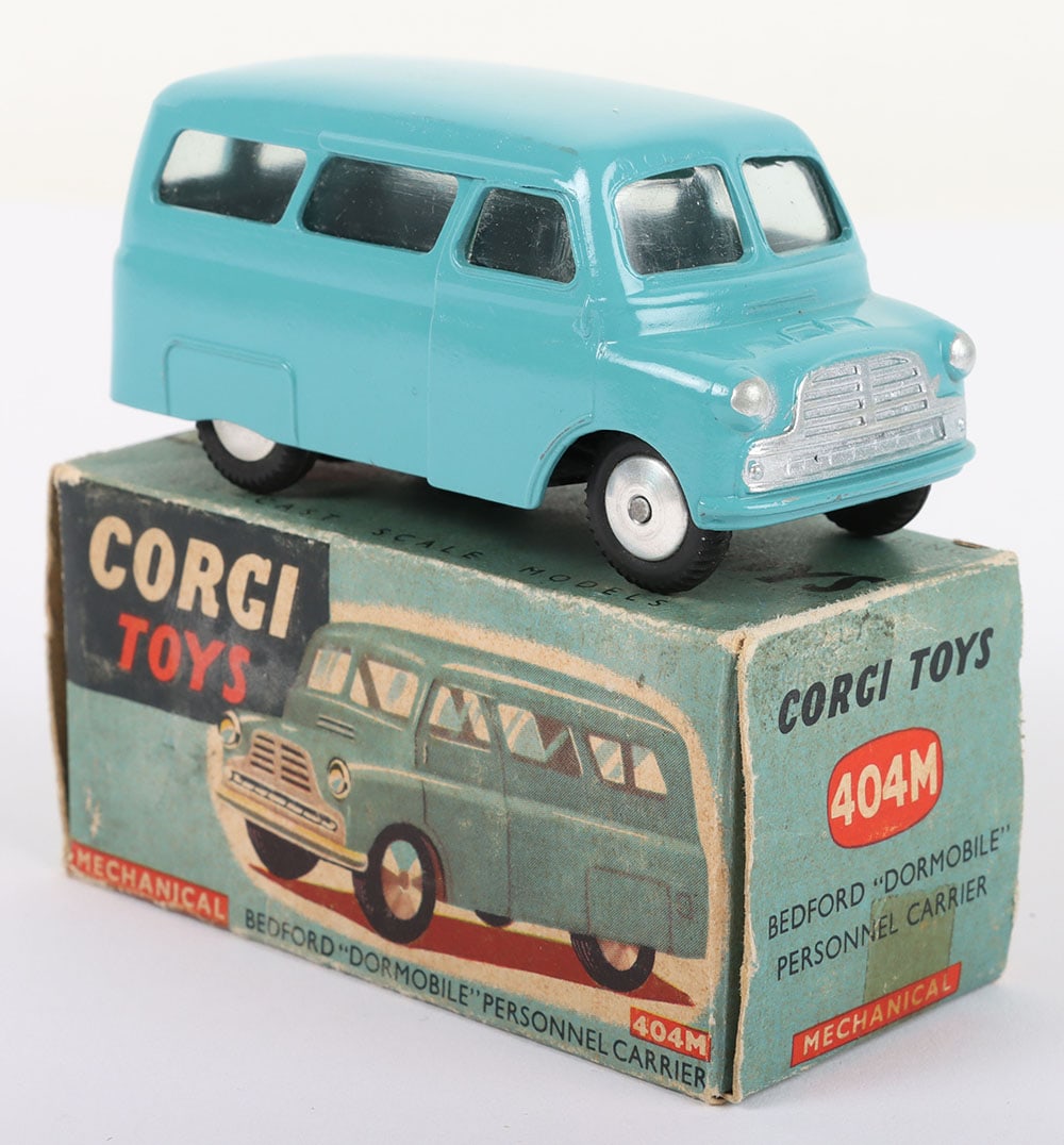 Corgi Toys 404M Bedford Dormobile Personnel Carrier (1 of 5)