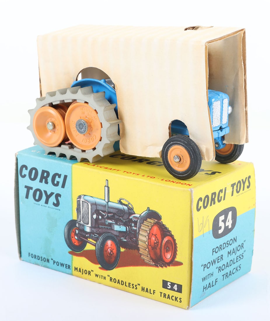 Corgi Toys 54 Fordson “Power Major?? Tractor with Roadless Half Tracks (1 of 6)