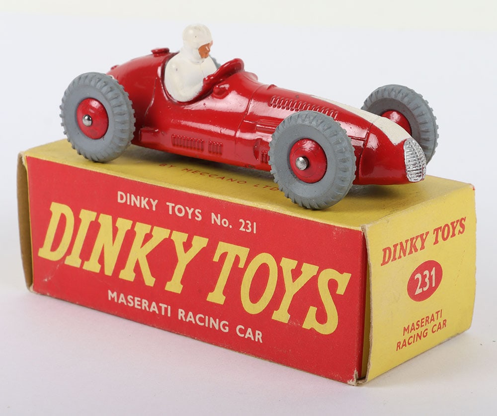Dinky Toys 231 Maserati Racing Car (1 of 5)