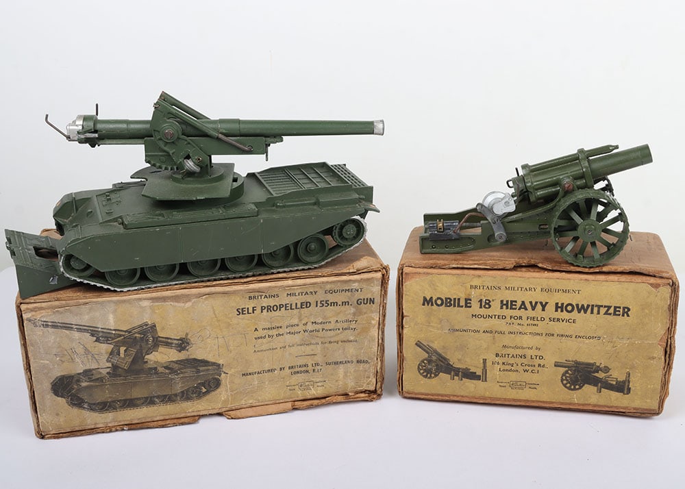 Boxed Britain’s Howitzer and 155mm Gun: Boxed Britain’s Howitzer and 155mm Gun: Mobile 18 heavy Howitzer model in original box and Self Propelled 155 mm gun in original box , both in good used condition. 2 items
