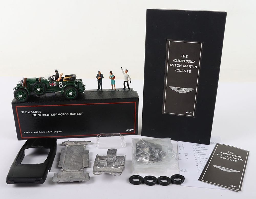 Little Lead Soldiers The James Bond Bentley Motor Car Set (1 of 3)