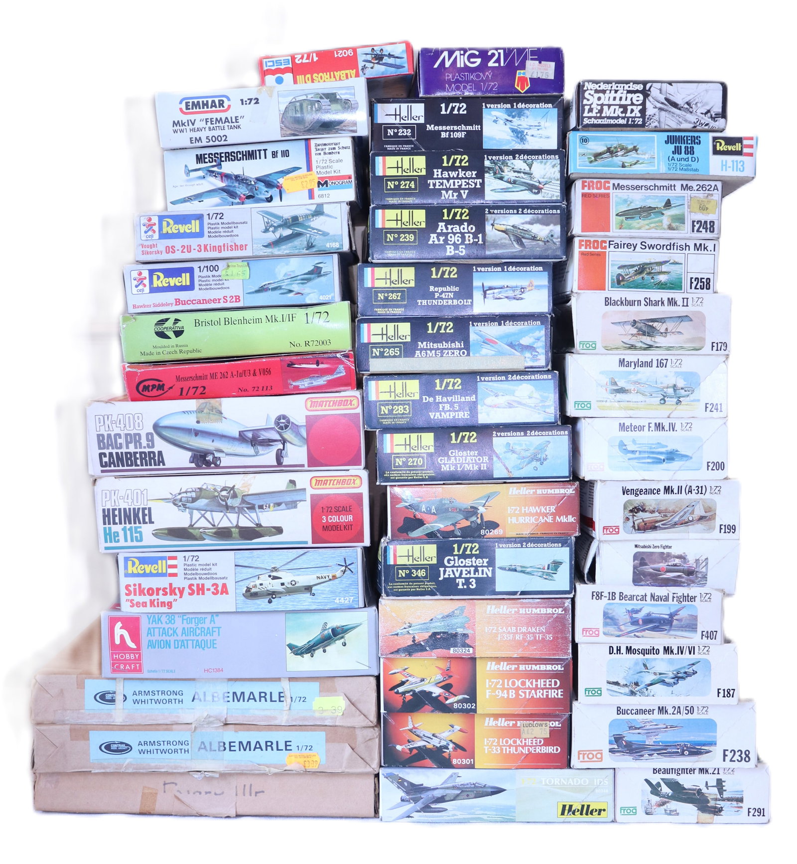 Collection of over hundred and forty various 1:72 scale plastic model Aircraft kits, (1 of 3)