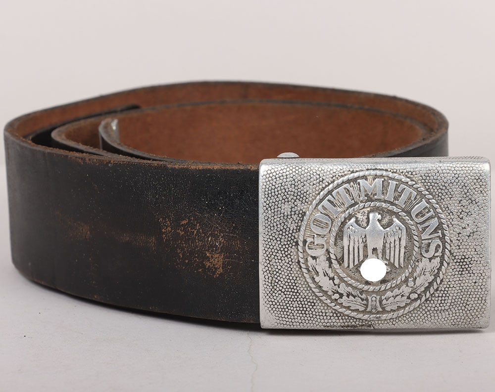 WW2 German Army (Heer) Belt & Buckle Set: WW2 German Army (Heer) Belt & Buckle Set, with belt buckle by Klein & Quenzer 1939. Aluminum, one piece constructed buckle. Buckle dated 1939 with initials “KuQ”. Leather belt for parade issue
