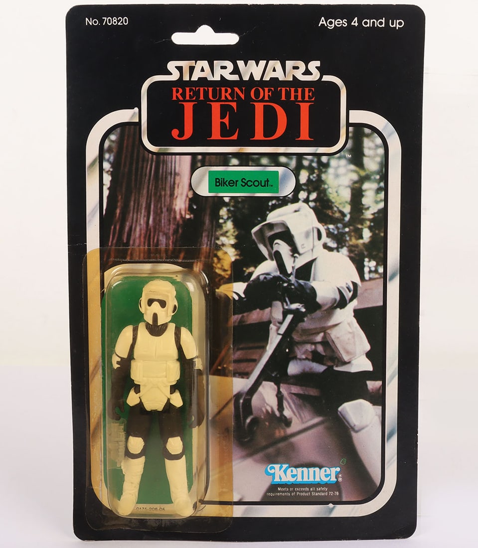 Vintage Star Wars Return of the Jedi Biker Scout Action Figure Kenner.: Vintage Star Wars Return of the Jedi Biker Scout Original Carded Moc Action Figure Kenner. Product no. 70820. Factory sealed yellow bubble. Veining around the hanger. Creasing around the figure at the