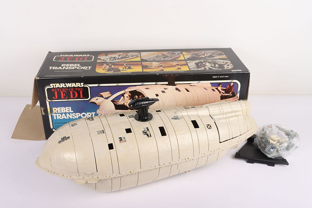 Vintage Star Wars Rebel Transport Palitoy Boxed.: Vintage Star Wars Rebel Transport Palitoy Boxed. Complete with gas masks and backpacks. Missing inserts and instructions.