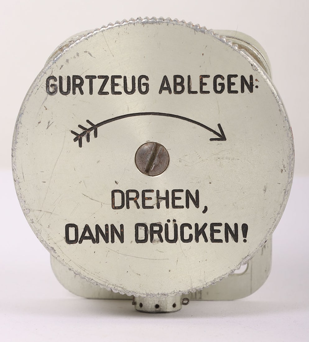WW2 German Luftwaffe Parachute Quick Release' Buckle (1 of 5)