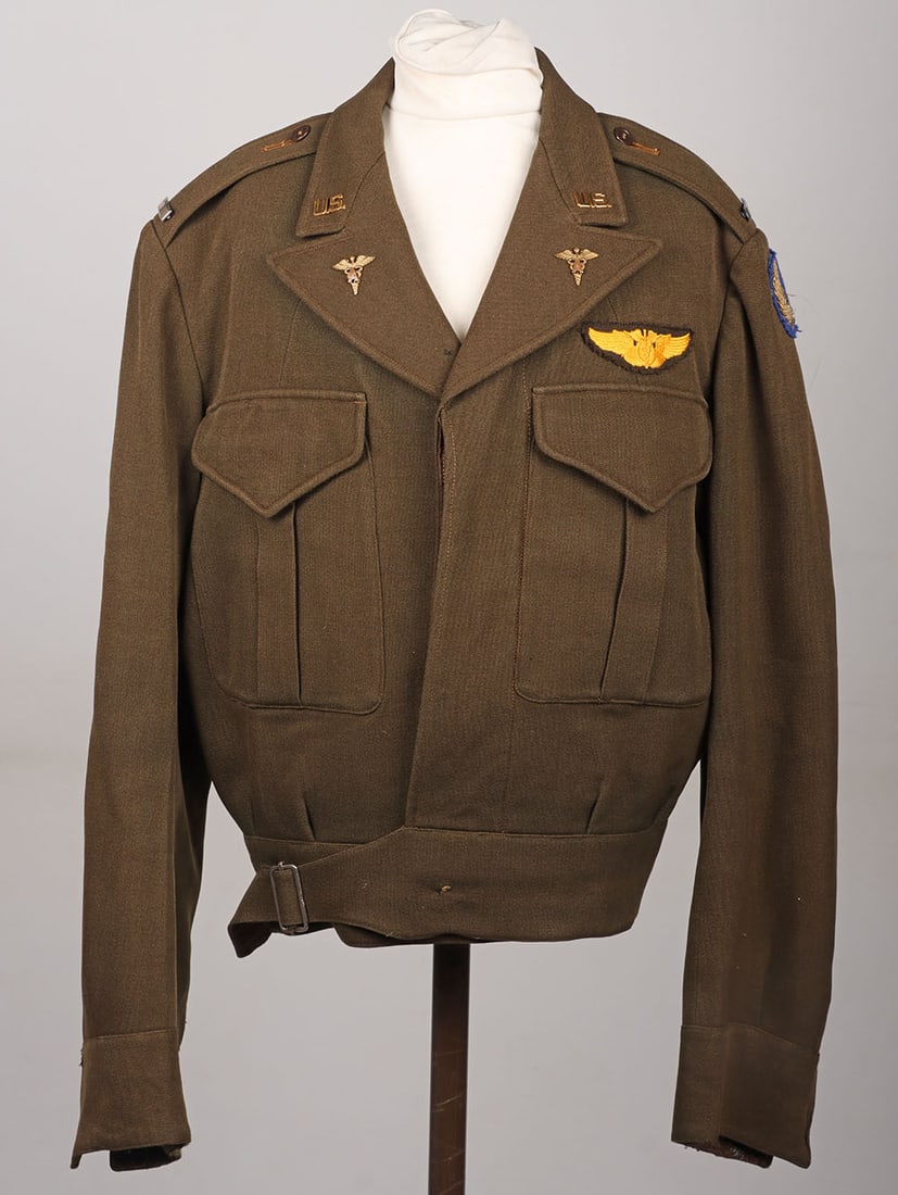 WW2 American USAAF Flight Surgeons British Made Uniform Group: WW2 American USAAF Flight Surgeons British Made Uniform Group, fine example of a USAAF short jacket which was tailored by British tailor Austen Reed. Tunic has embroidered medics wing to the breast, g