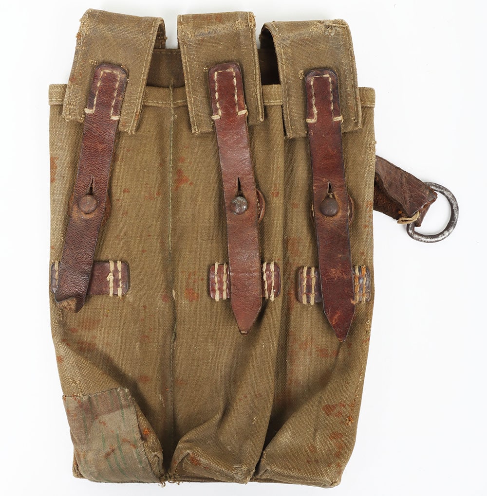 WW2 German MP40 Magazine Pouch in Canvas (1 of 7)