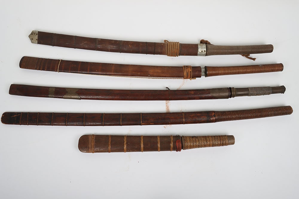 4 assorted Burmese swords Dha (1 of 8)