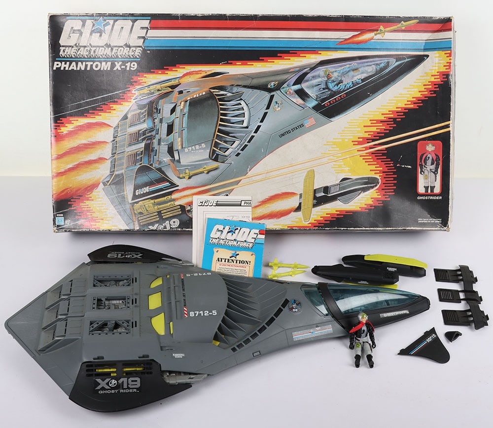Vintage Gi Joe Action Force Phantom X-19 Stealth Fighter Boxed Hasbro.: Vintage Gi Joe Action Force Phantom X-19 Stealth Fighter Boxed Hasbro. Appears to be complete good condition with Ghostrider action figure. Box has some wear.
