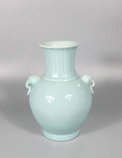 Qing Dynasty Green Glaze Porcelain Bottle, China: Height: 31cm Width: 13cm