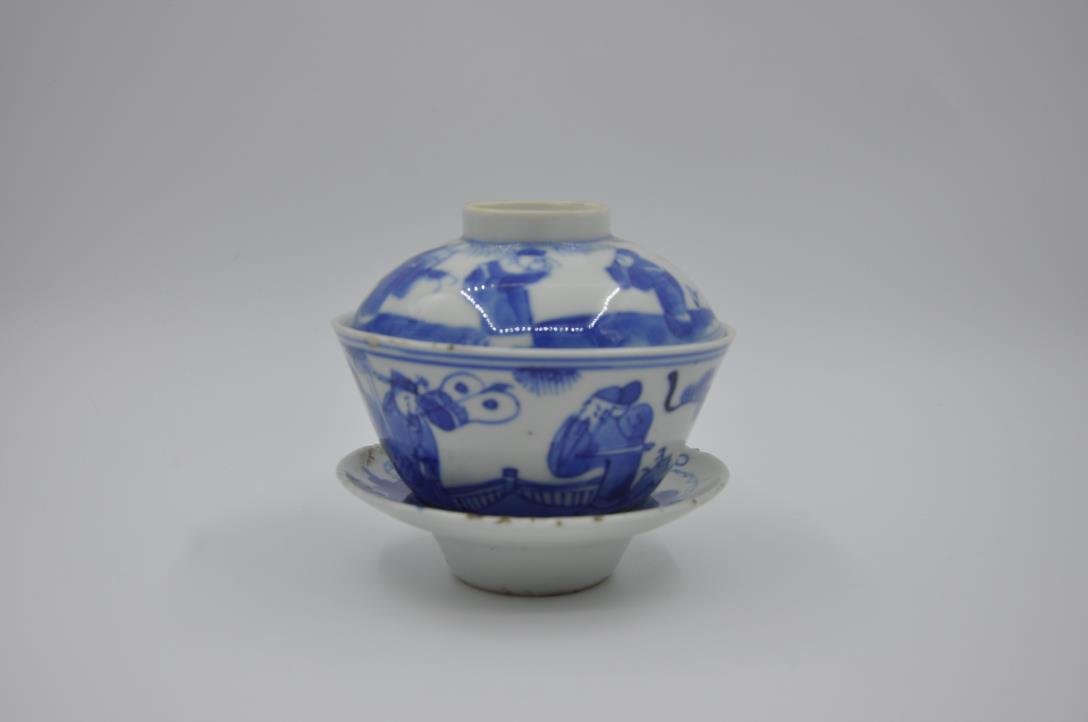 A set of blue and white tea bowls: Immortal characters