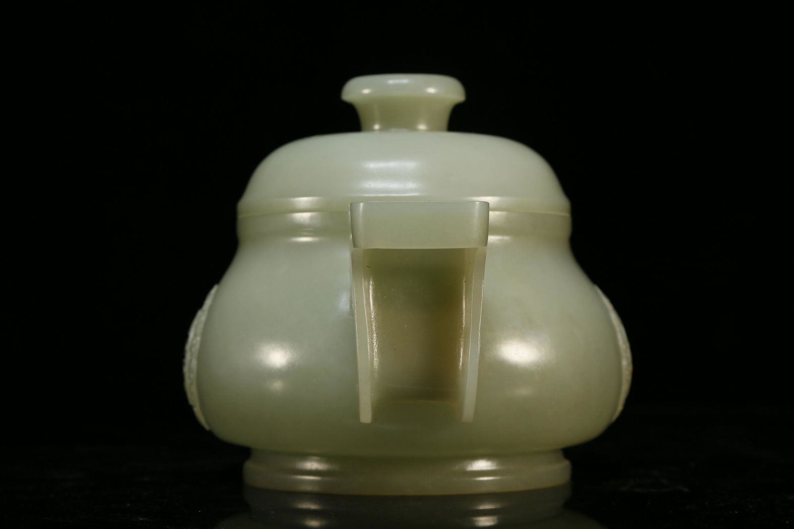 A Delicate White Jade Double-eared Jar - 6