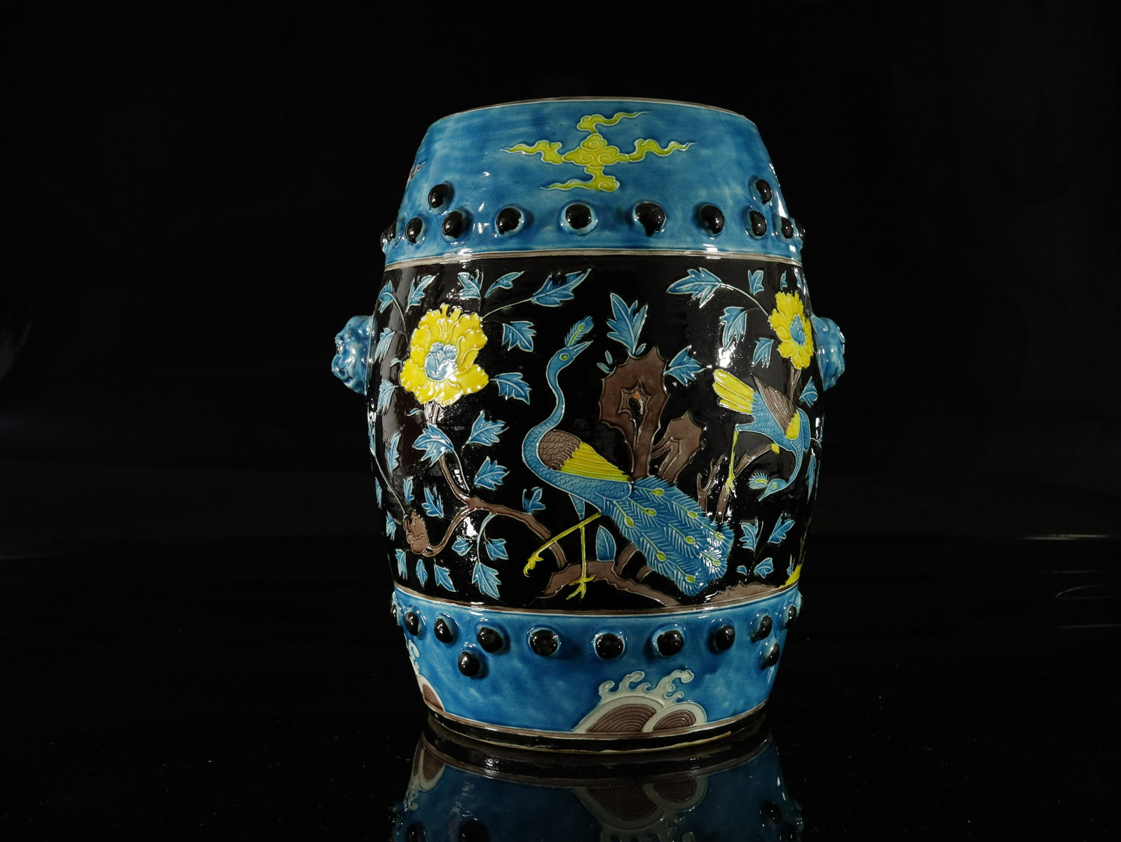An Exquisite and Magnificent Fahua Drum: An Exquisite and Magnificent Fahua 'Flower and Bird' Drum with Beast Ears Chinese Ming Dynasty Size：34cmx37cm