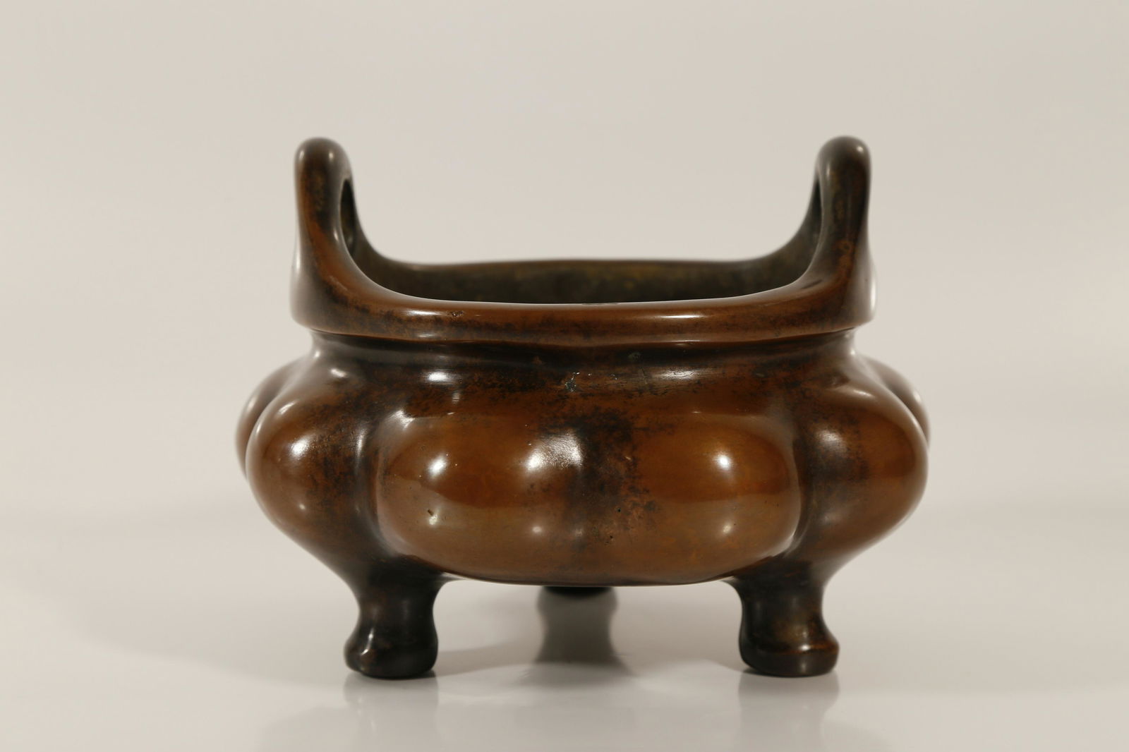 A Fine Copper 'Pumpkin' Handle Censer (1 of 10)