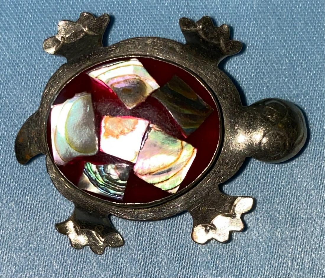 Sterling Silver Turtle Pin (1 of 2)