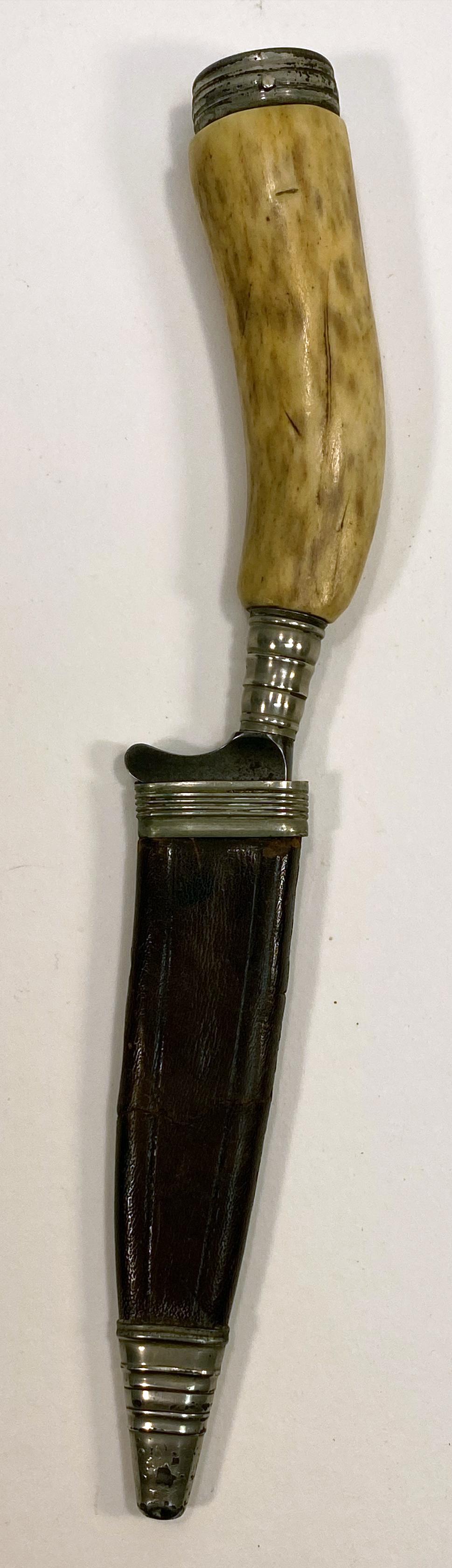 Small Hunting style patch knife (1 of 6)